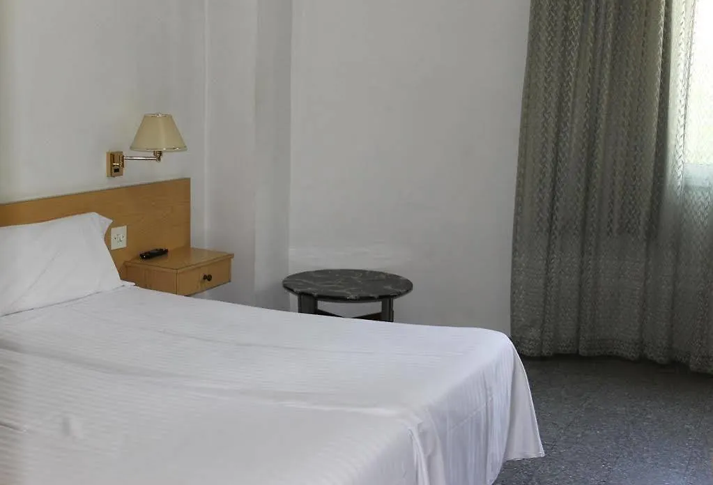 Hotel Climent Barcelona 0*,