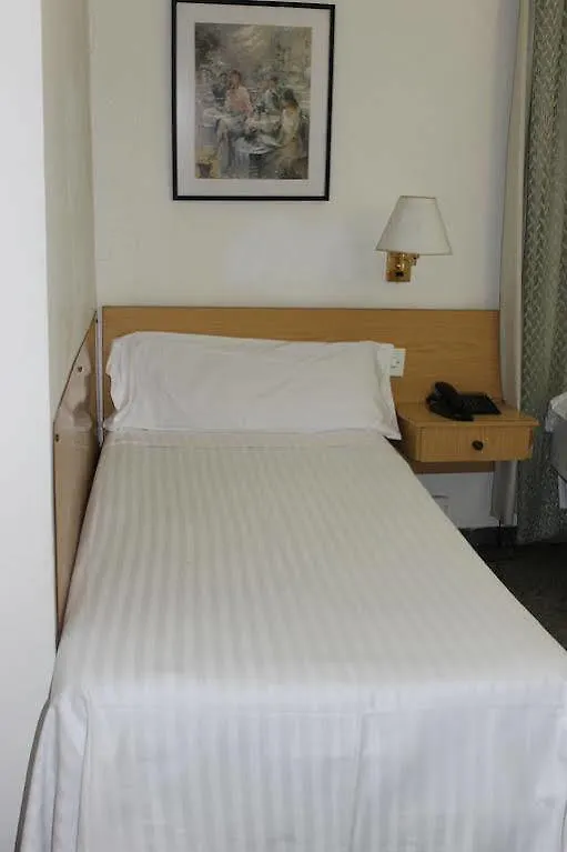 Hotel Climent Barcelona 0*,